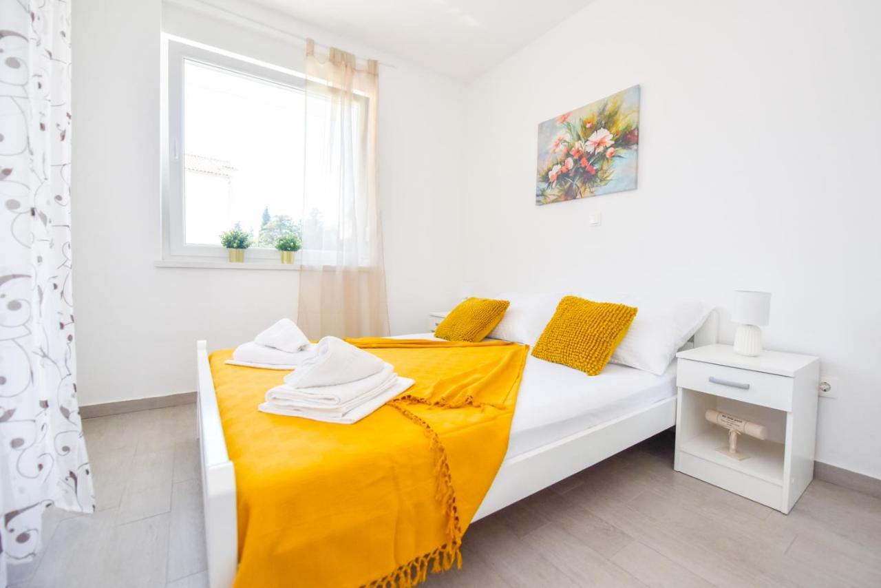 Apartments Yoko Novalja Dış mekan fotoğraf