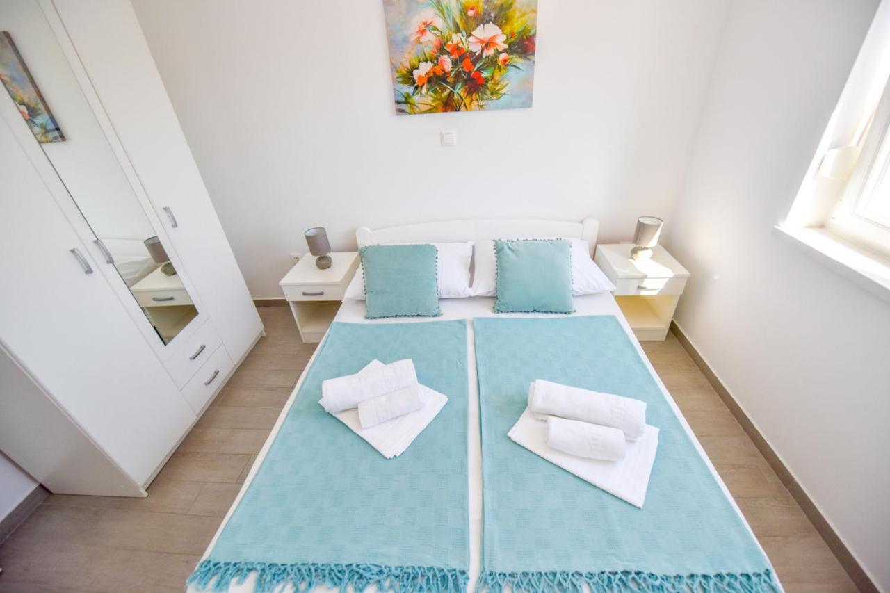 Apartments Yoko Novalja Dış mekan fotoğraf