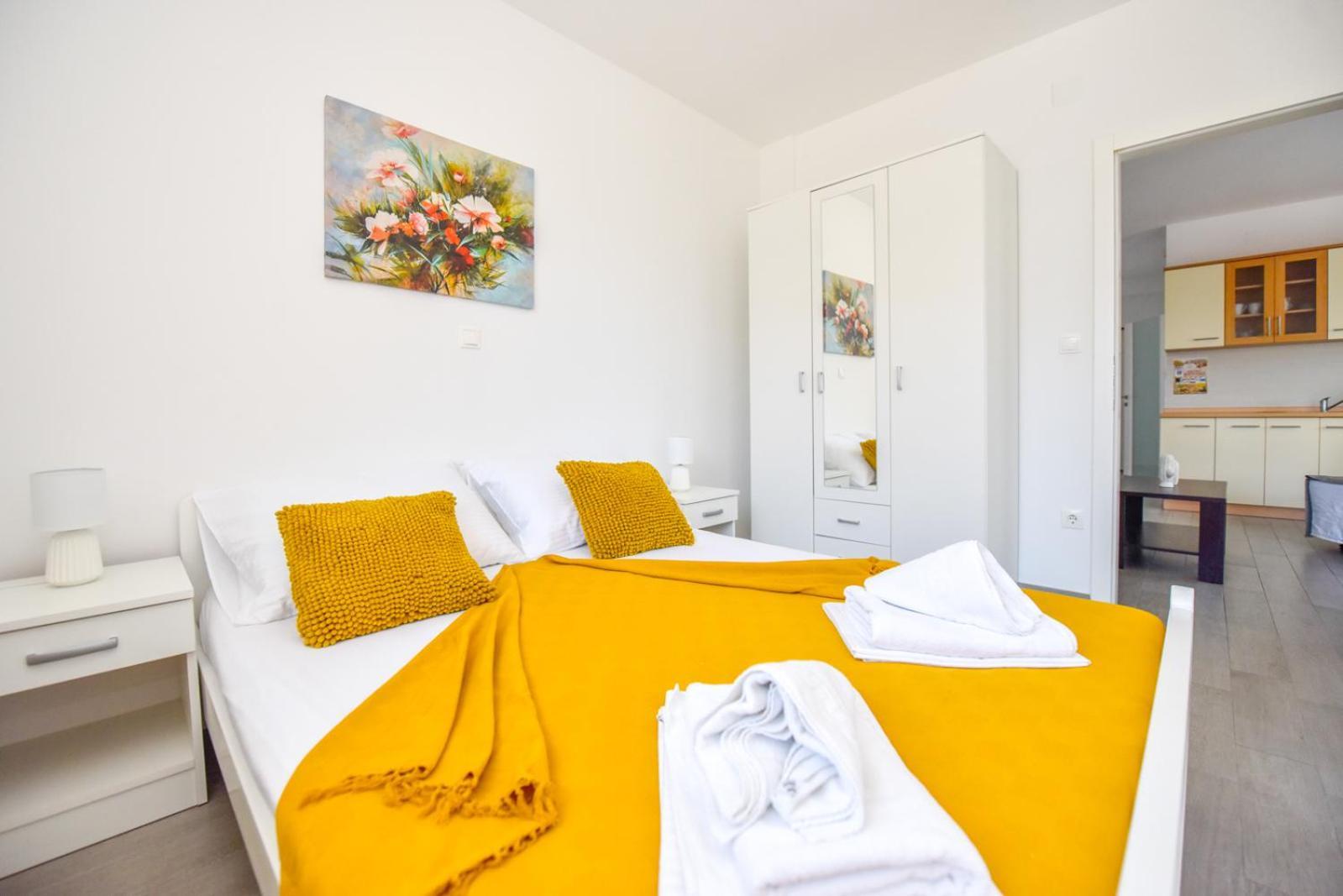 Apartments Yoko Novalja Dış mekan fotoğraf